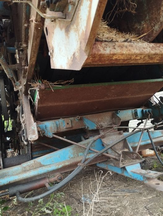 Продам комбайн Славутич