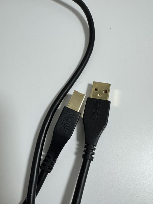 Аудіо кабель UDG usb 2.0 a-b