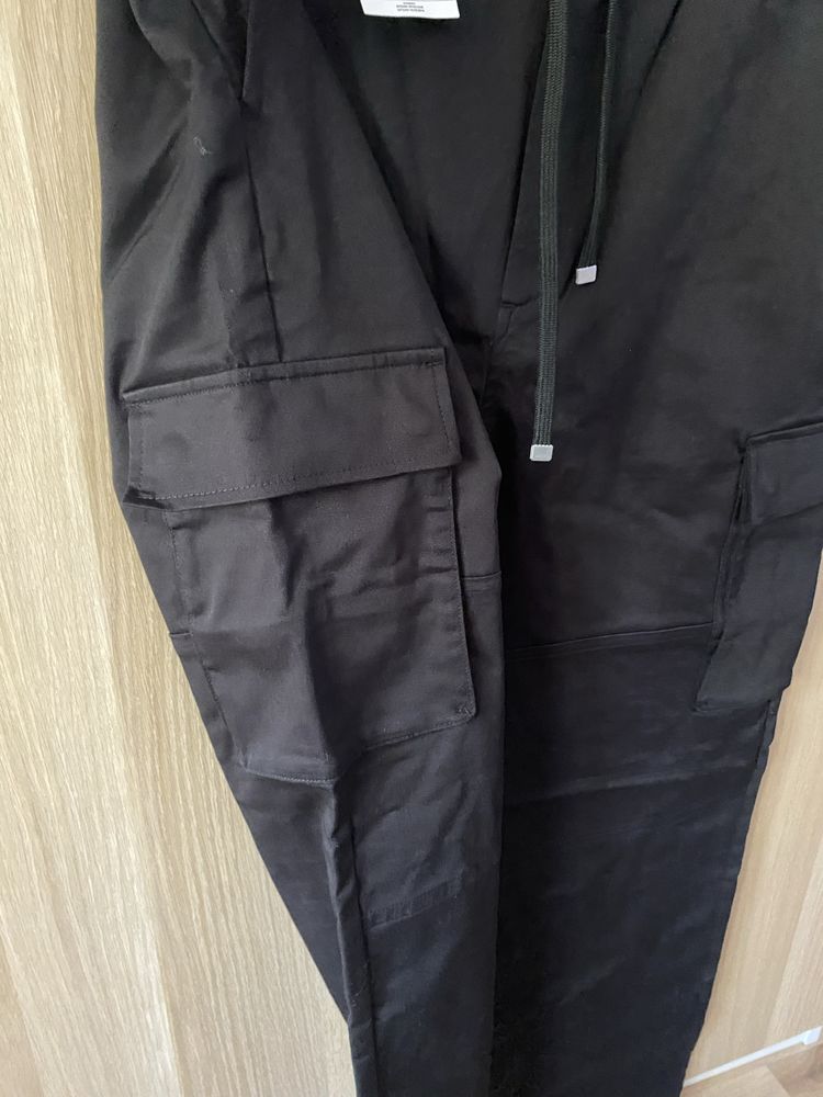 Reserved Cargo Jogger M spodnie nowe