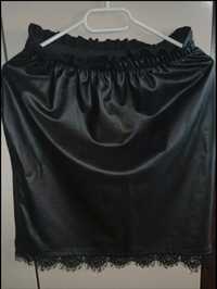 Czarna skórzana spódnica koronki 36 s