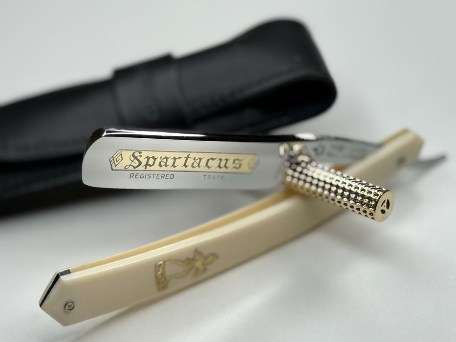 Опасная небезпечна бритва