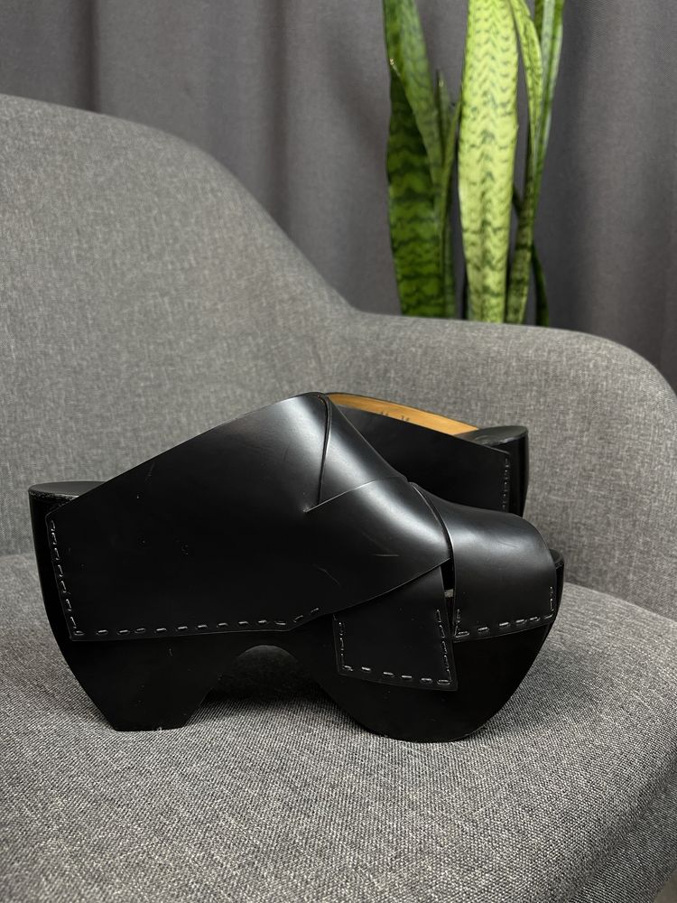 Оригінальні туфлі босоніжки acne studios black callie platform mule