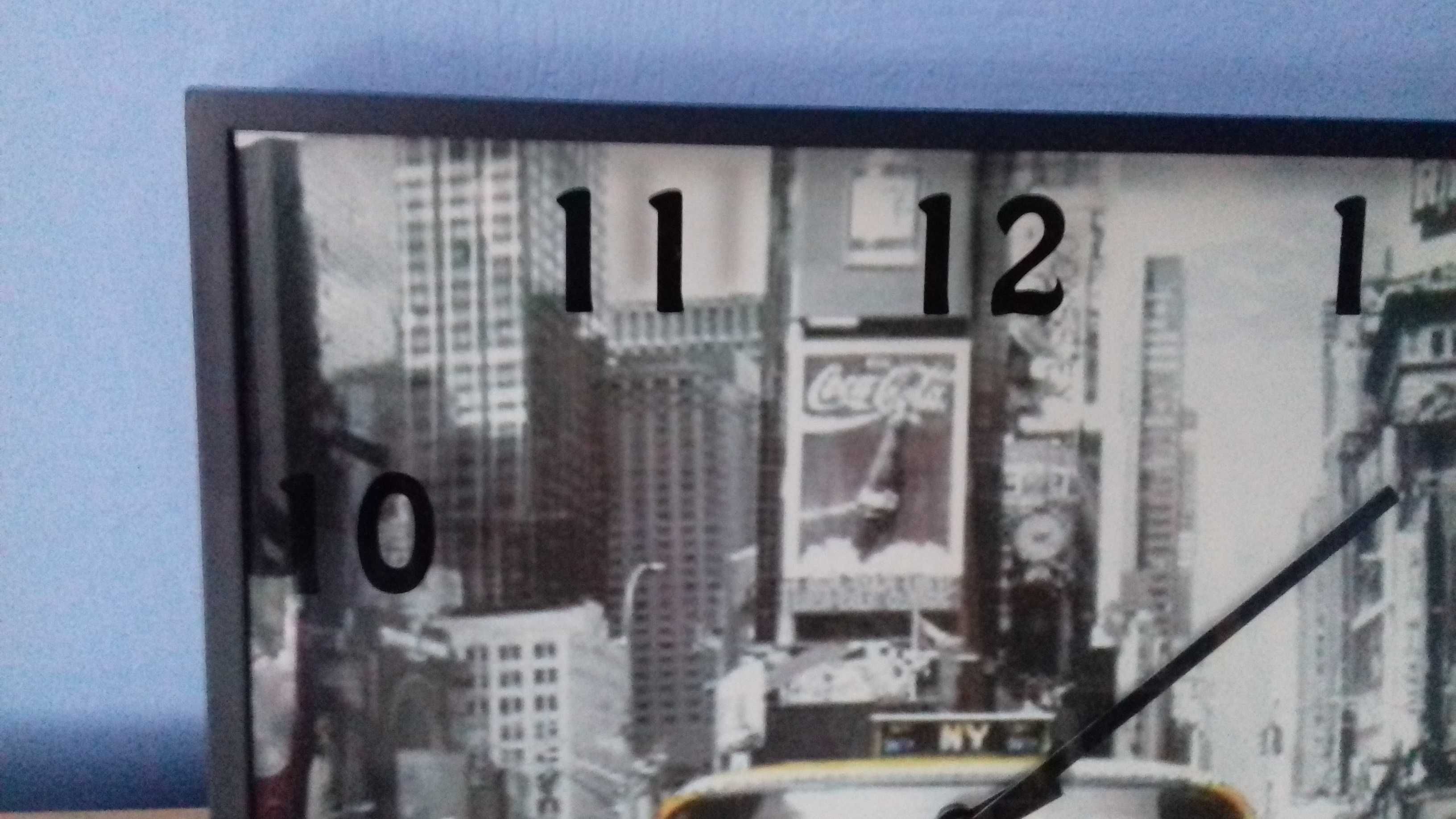 Zegar z motywem taksówka Nowy Jork