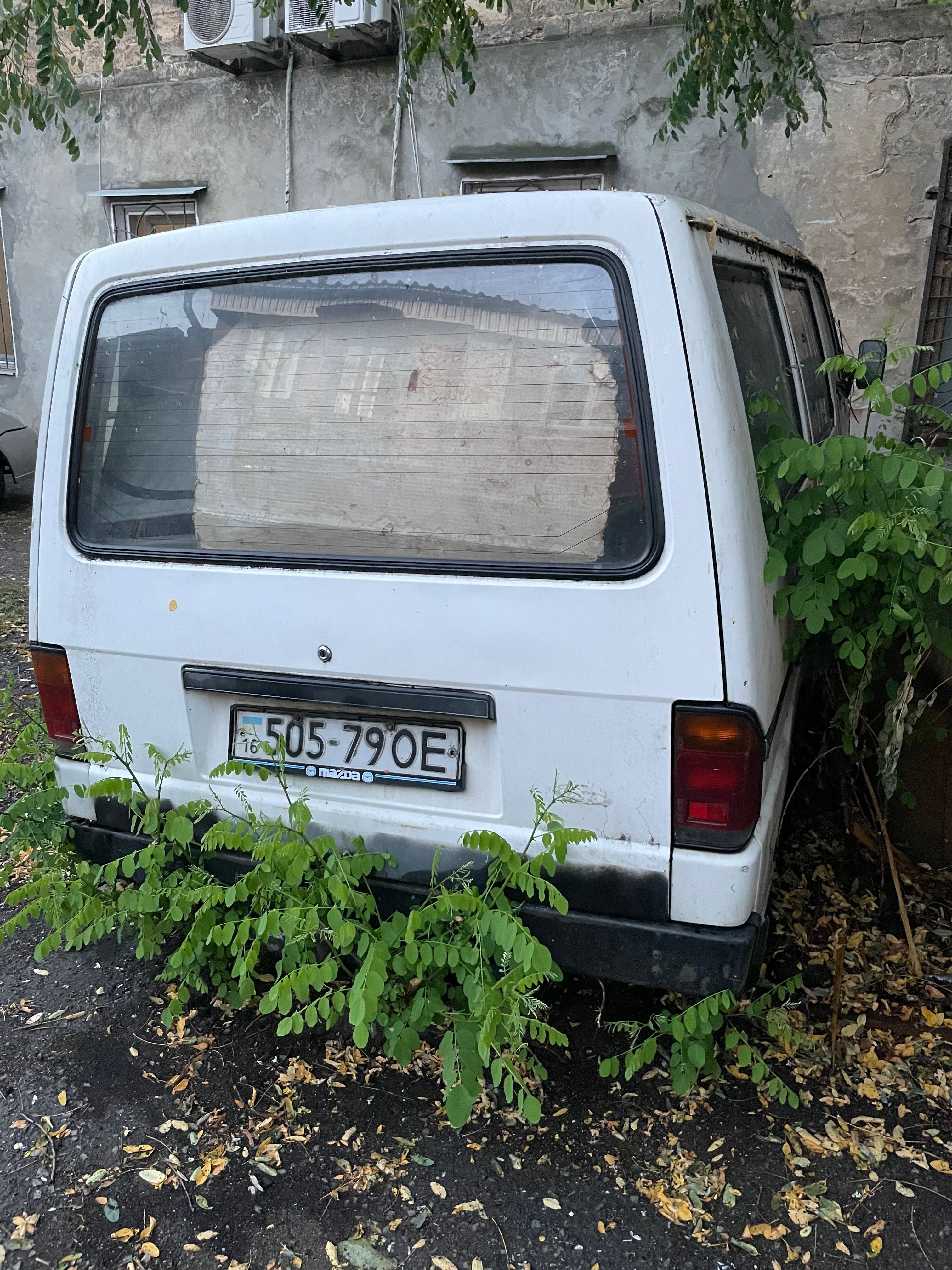 Mazda Bongo-Ford Econovan