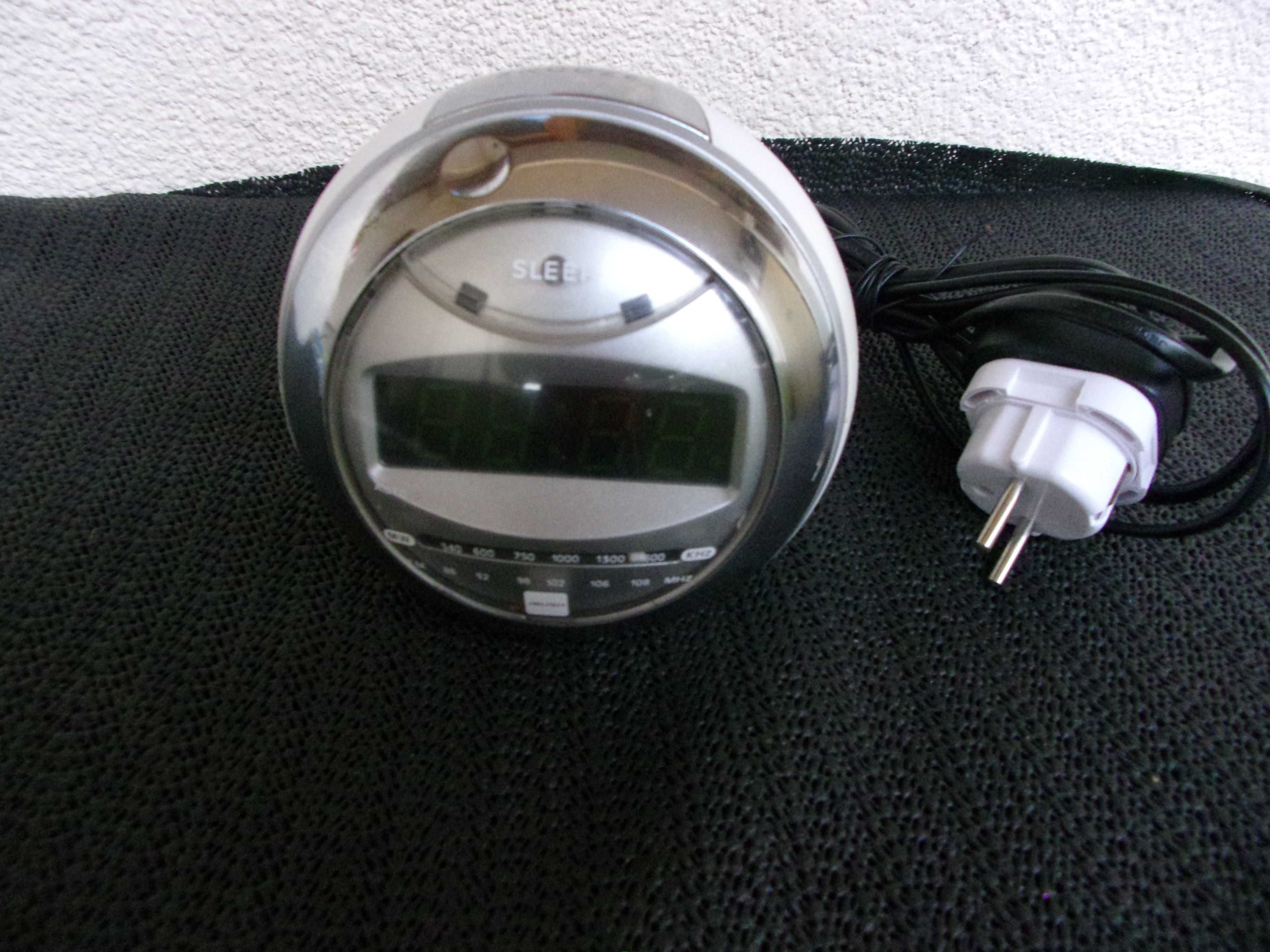 Radiobudzik BUSH - FM MW Multi Jog Sleep CR 312 - Retro do kolekcji