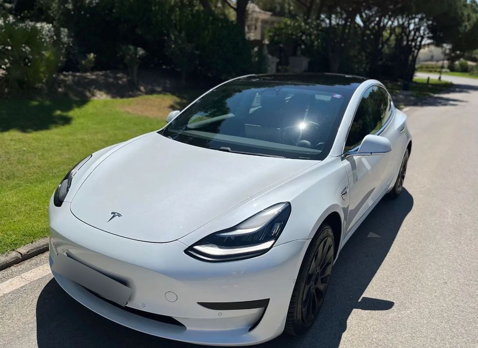 Tesla Model 3 Standard Range Plus RWD