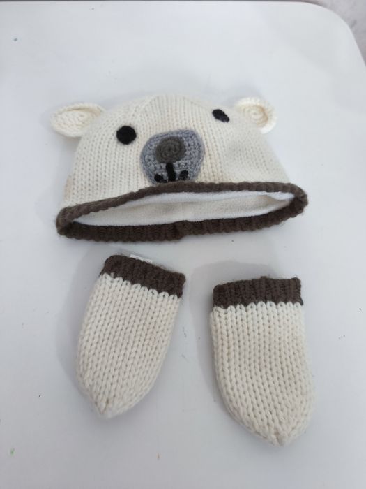 Шапочка та рукавички теплі