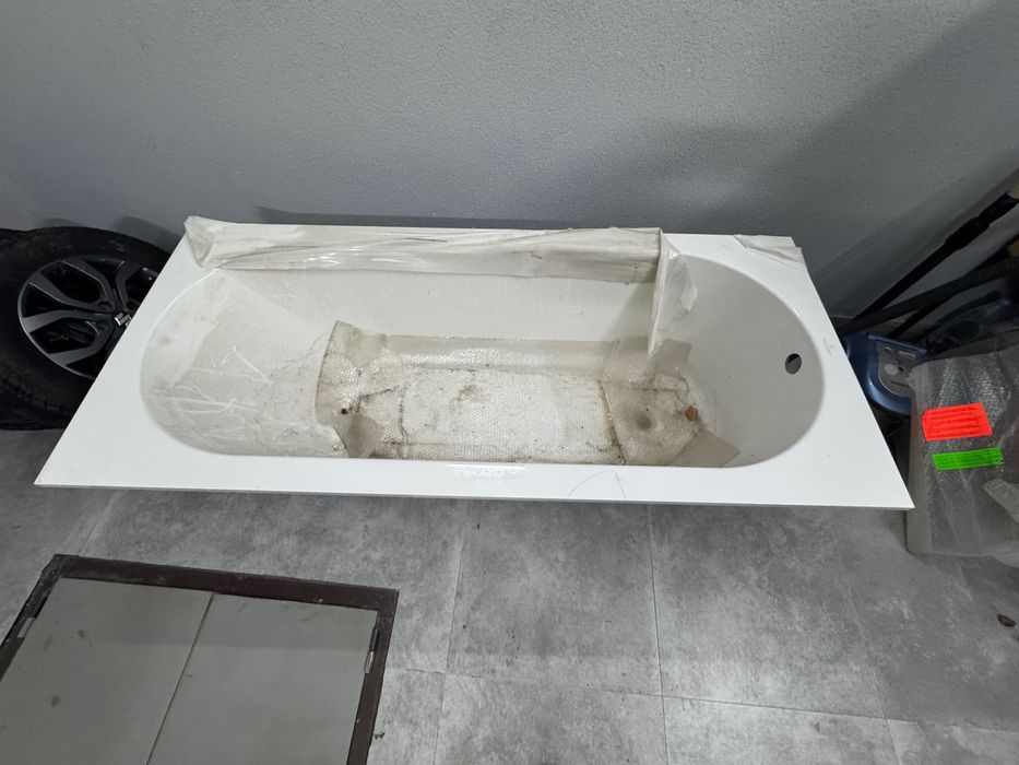 Продам ванну Villeroy & Boch 1748