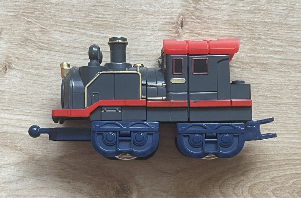Чаггінгтон (Chuggington) веселі паровозики в кейсі