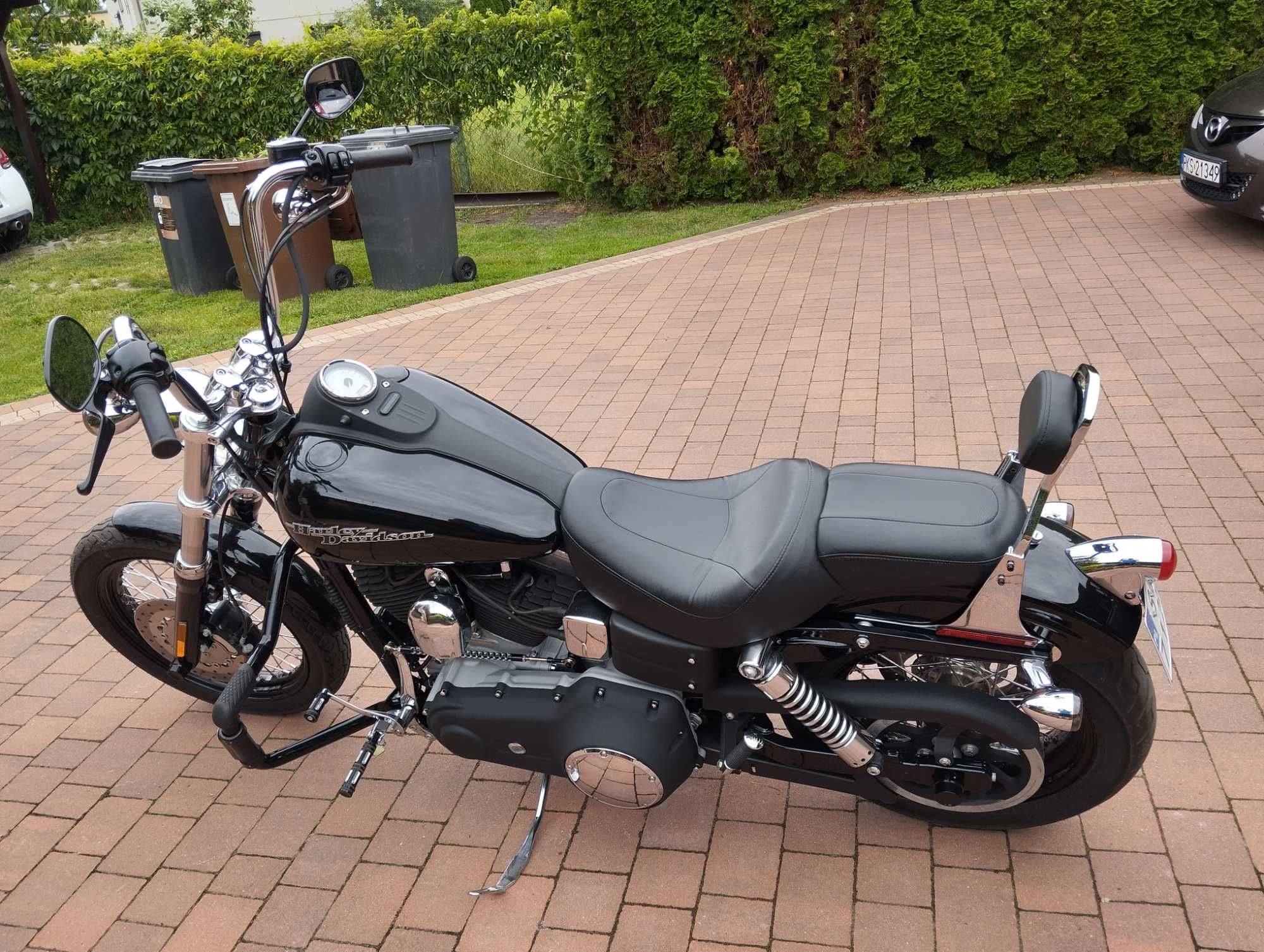 Harley-Davidson Dyna Street Bob FXDB