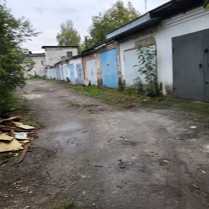 Оренда гаража -цегляний.Незалежності-Нова 5