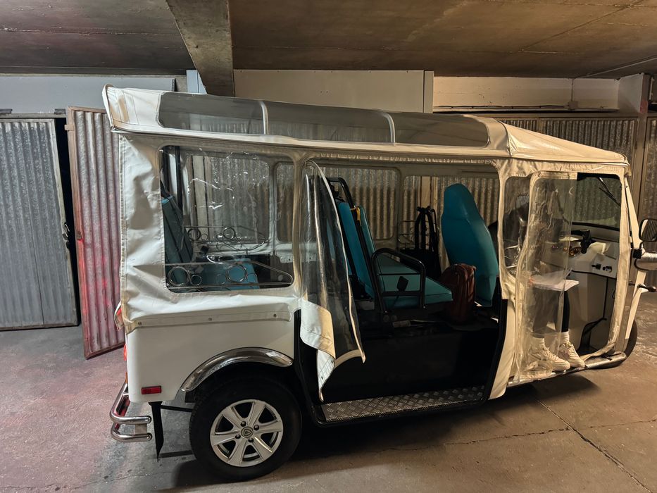 Tuk Tuk. 2021 with chombo. Battria nova.