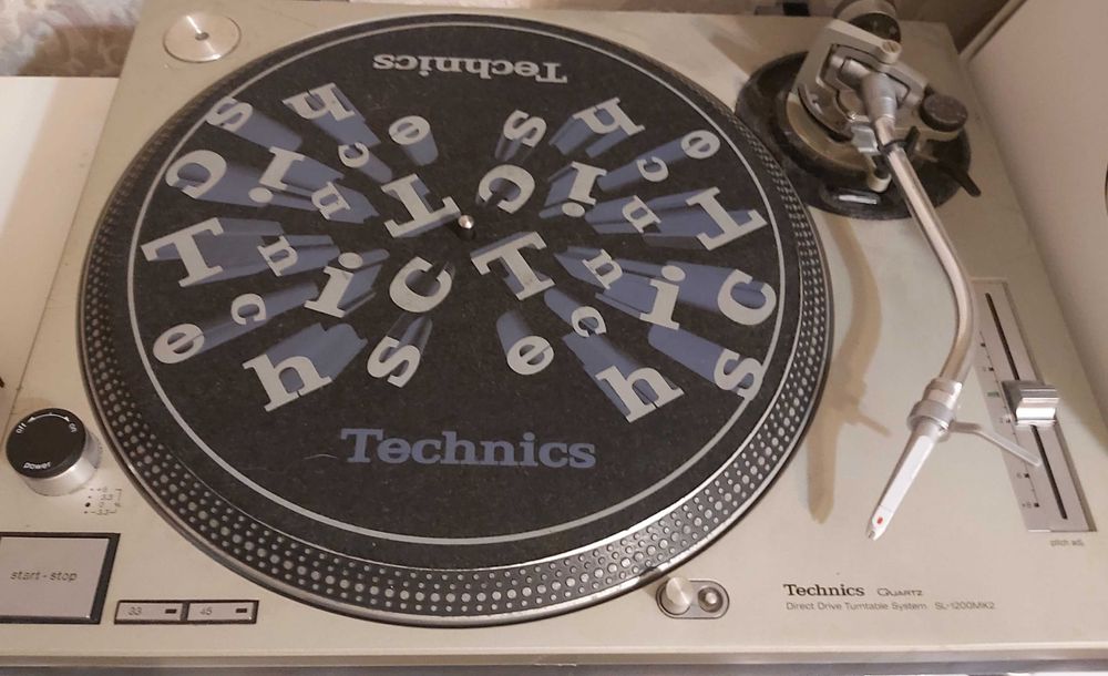 Technics SL-1200 MK2 Direct Drive вінілові програвачі