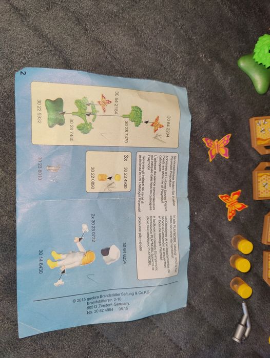 Playmobil Country 6818- pszczelarz/ strażnik pszczół z plastrami miodu