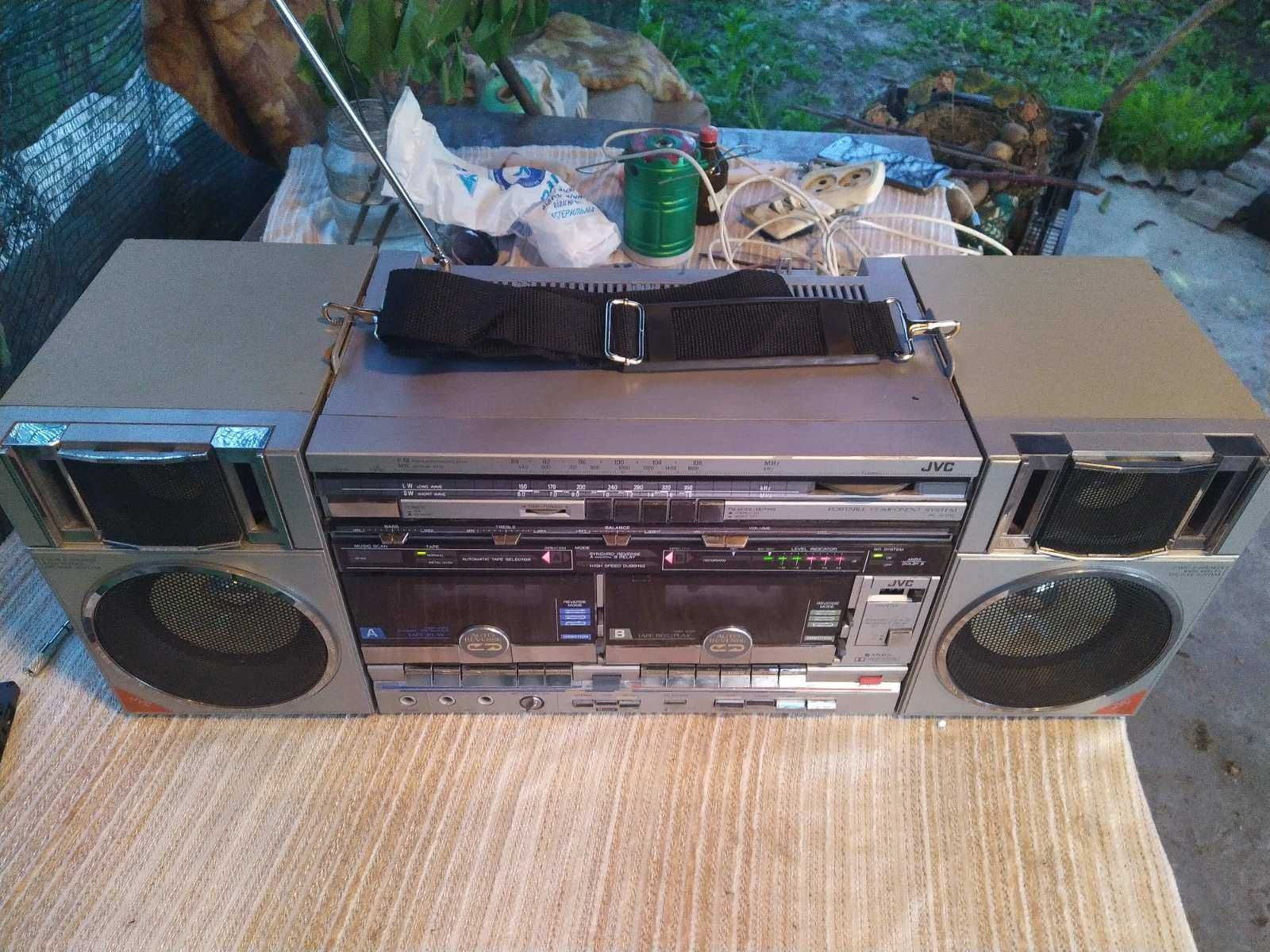 Магнитола JVC PC - W300 DL