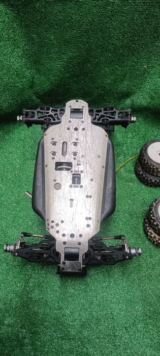 Carinho buggy RC 1/8