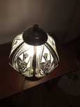 Lampka vintage z szklanym kloszem