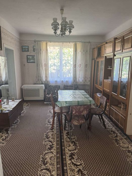 Будинок в селі Кальник