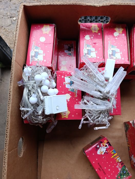 Шторка , гирлянда на батарейках .