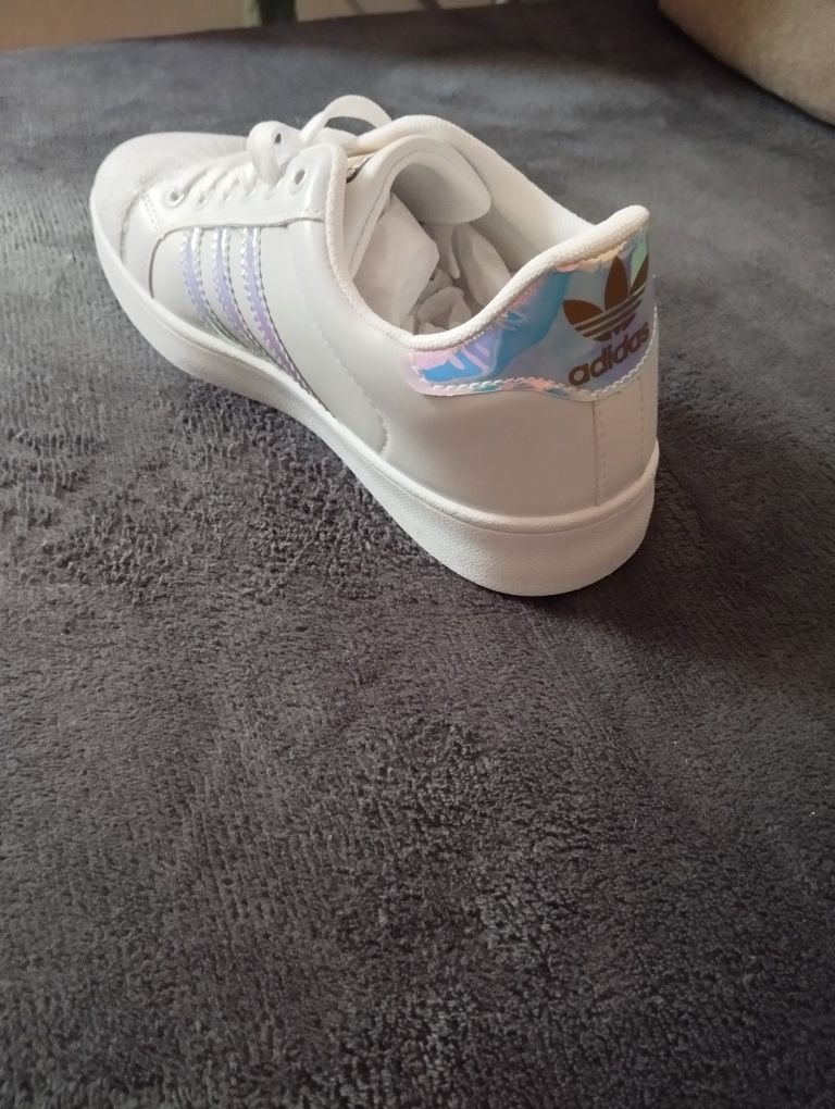 Sprzedam buty adidas