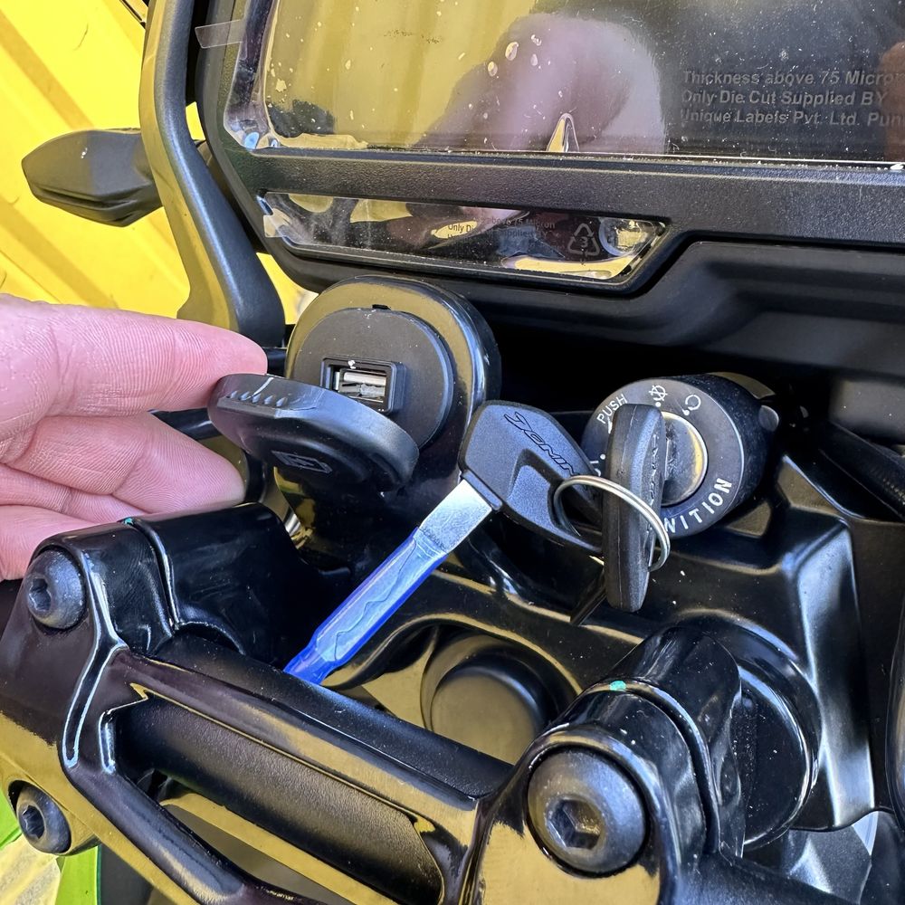 Новий мотоцикл Bajaj Dominar 400 UG2 ABS 2025р. (40к.с./інжектор)