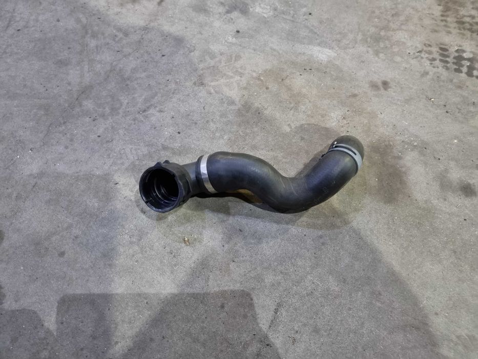 Audi A4 A5 A6 A7 3.0 TDI Wąż przewód Wody króciec