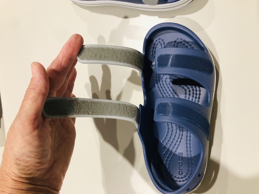 crocs 11 оригинал сандали новые.