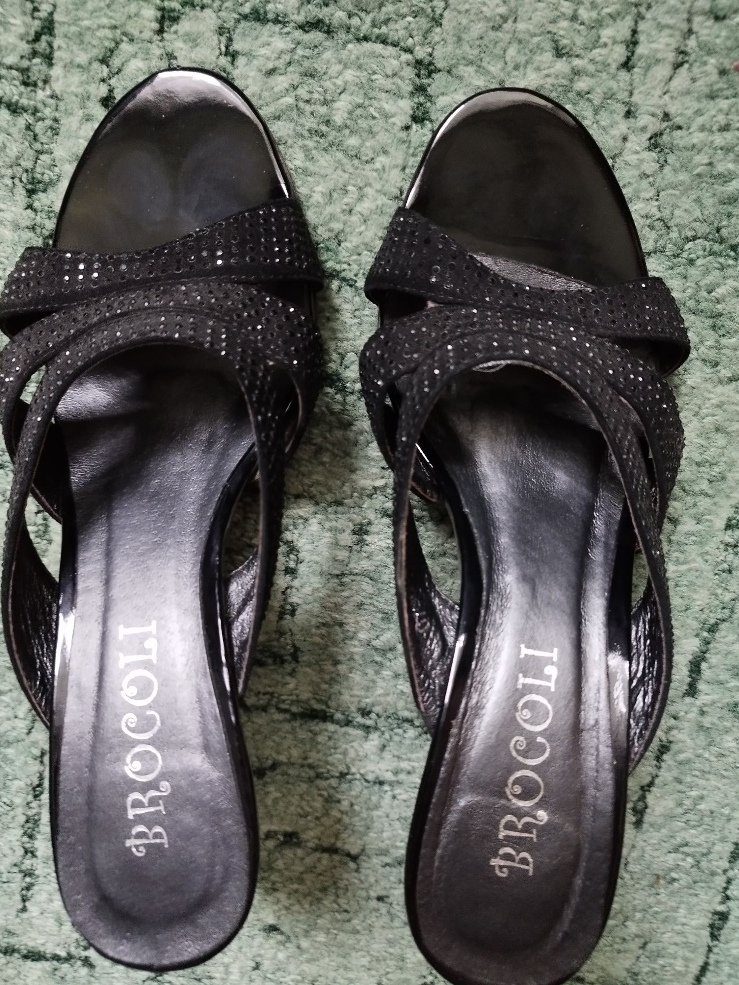 Босоніжки туфлі brocoli  розмір 36