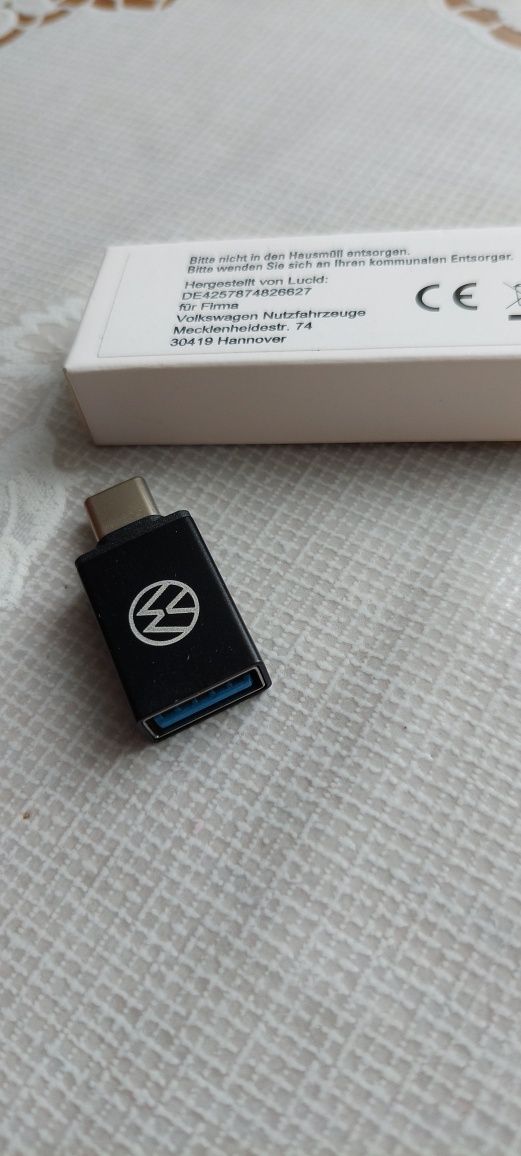 Перехідник USB на Тipe С Фольксваген