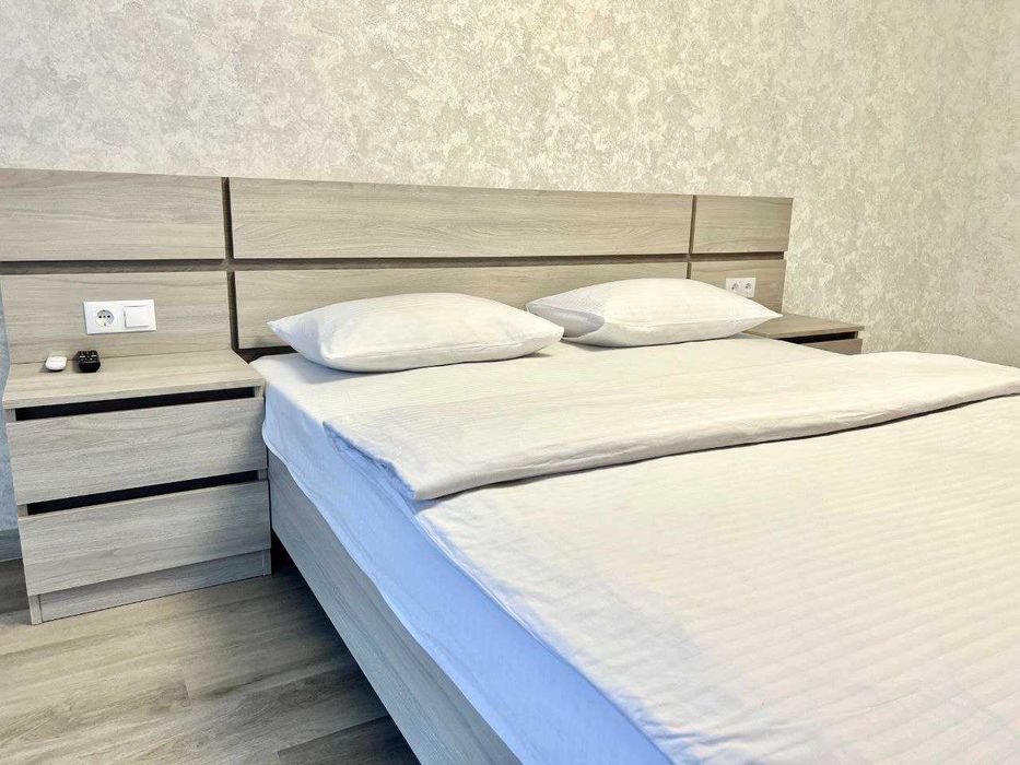 ApartPoltava ПАНОРАМА світлі НОВІ апарт. ЦЕНТР LEDдзеркало,банк.ЧЕК