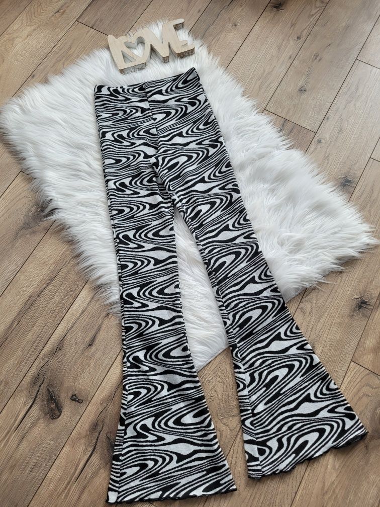 Spodnie dzwony xs zebra mazaje