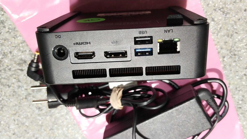 Потужний ігровий міні ПК Beelink SER Ryzen 5560U 16GB RAM 256GB