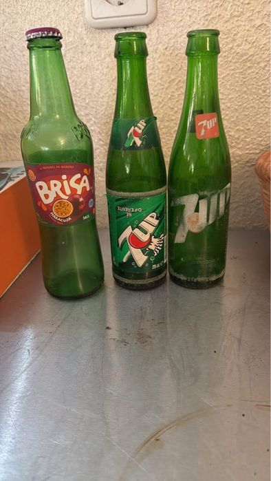 Garrafas antigas para colecionador