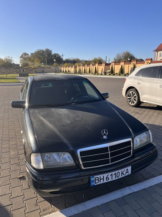 Продам Mercedes-Benz C 180