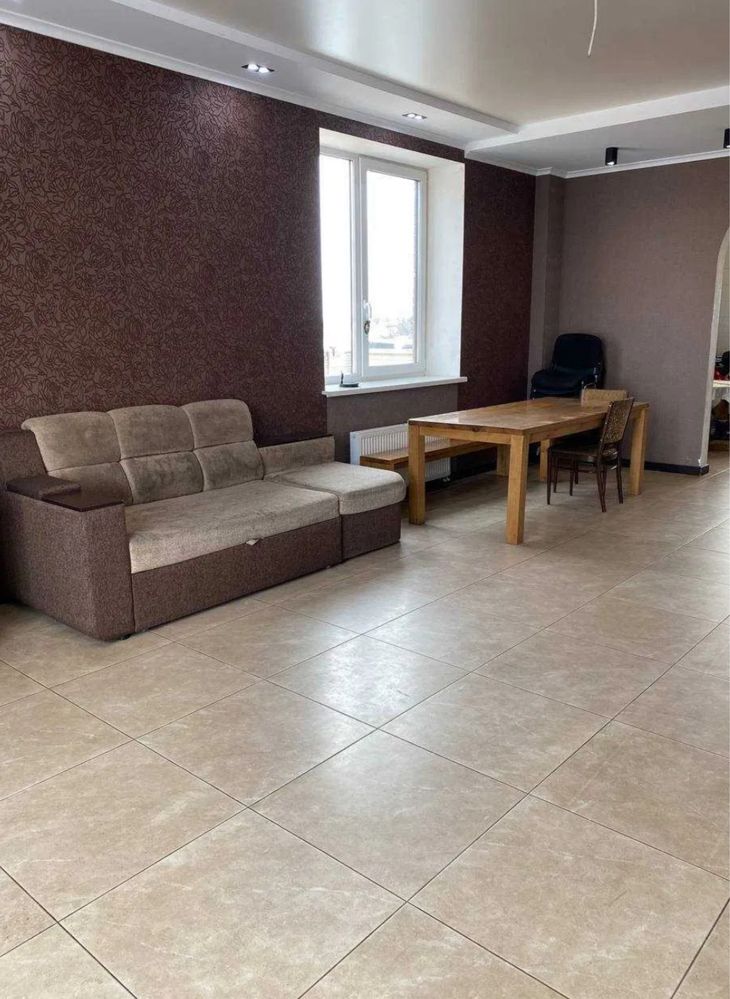 Срочно продам новый дом ! Пр Гагарина , Одесская