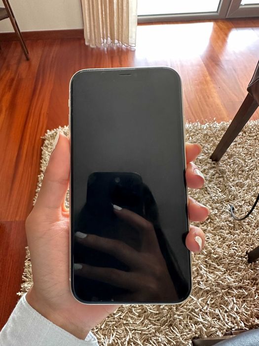 Iphone 11 branco 64 gb