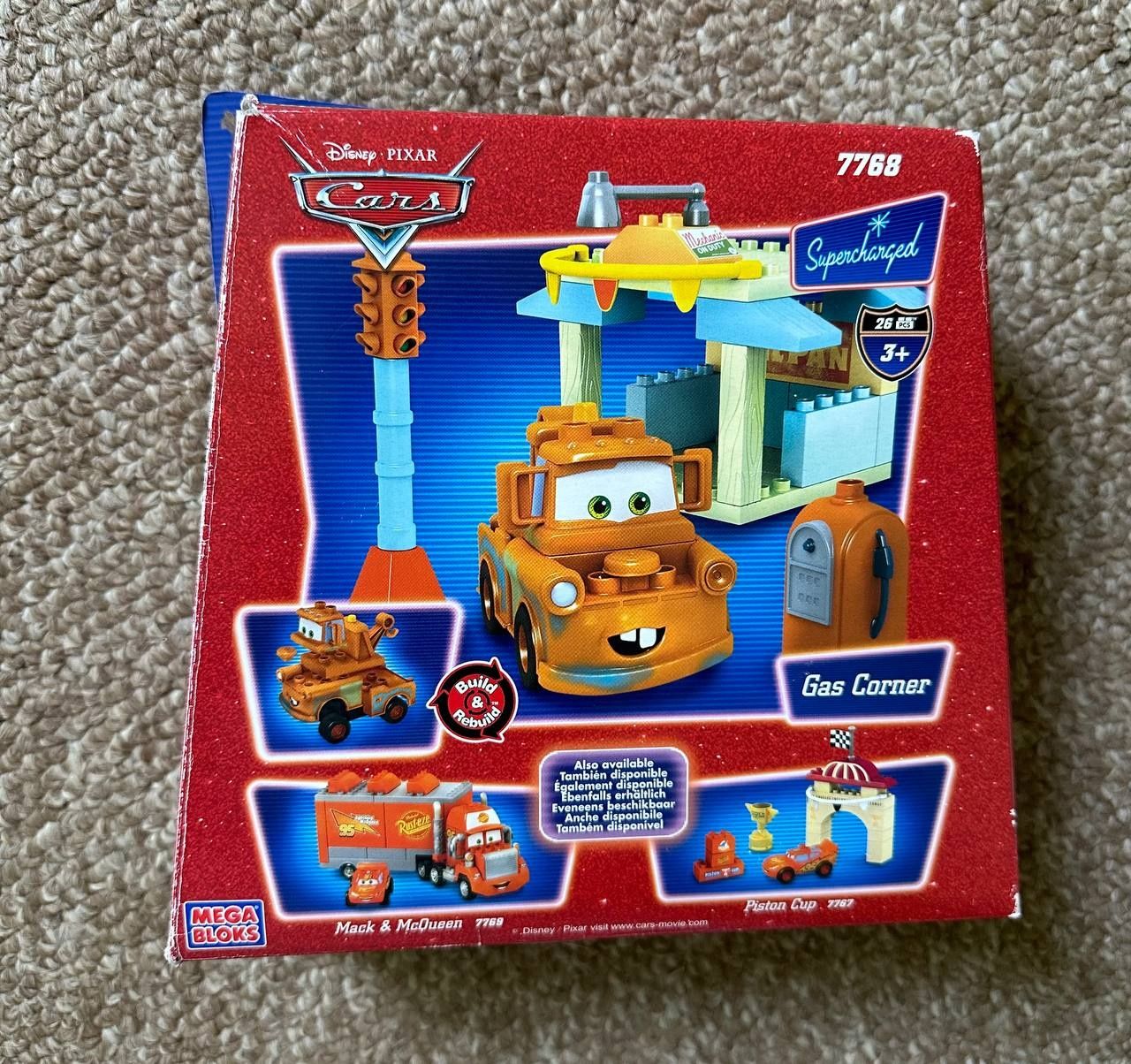 Рідкісний Mega Bloks Тачкі набір Gas corner