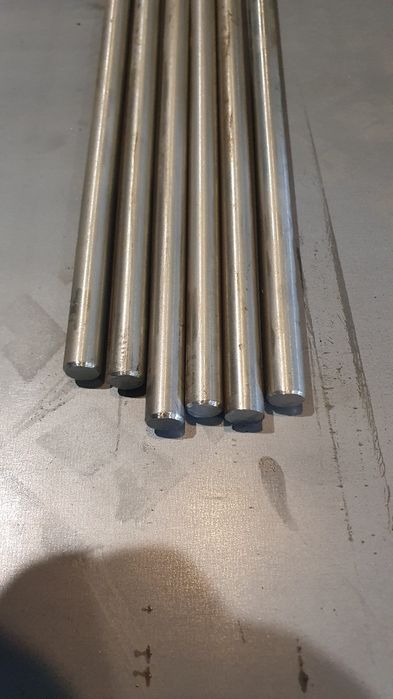 Pręt , drut nierdzewny Fi 12  1M