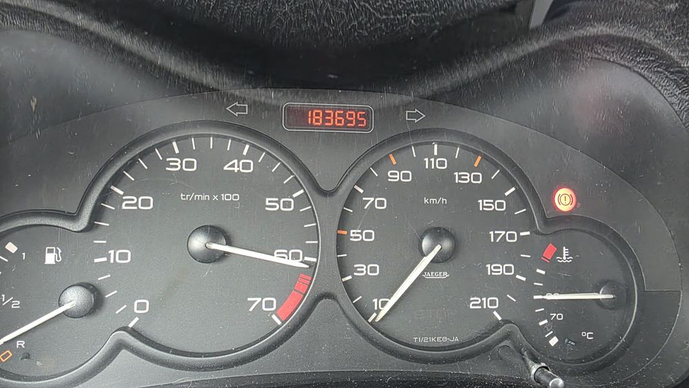 Peugeot 206 1.1L ważne O.C. i B.T. CALY ROK