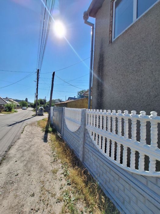 Терміново ! Продаж частини будинку