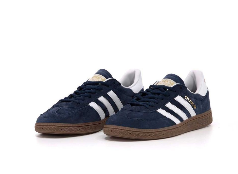 Унисекс черные замшевые кроссовки Adidas Spezial кросівки адидас спешл
