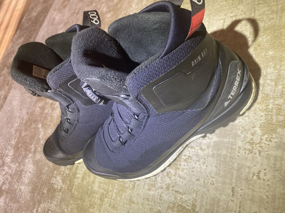 Оригінальні зимові черевики Adidas Terrex Free Hiker RAIN.RDY.