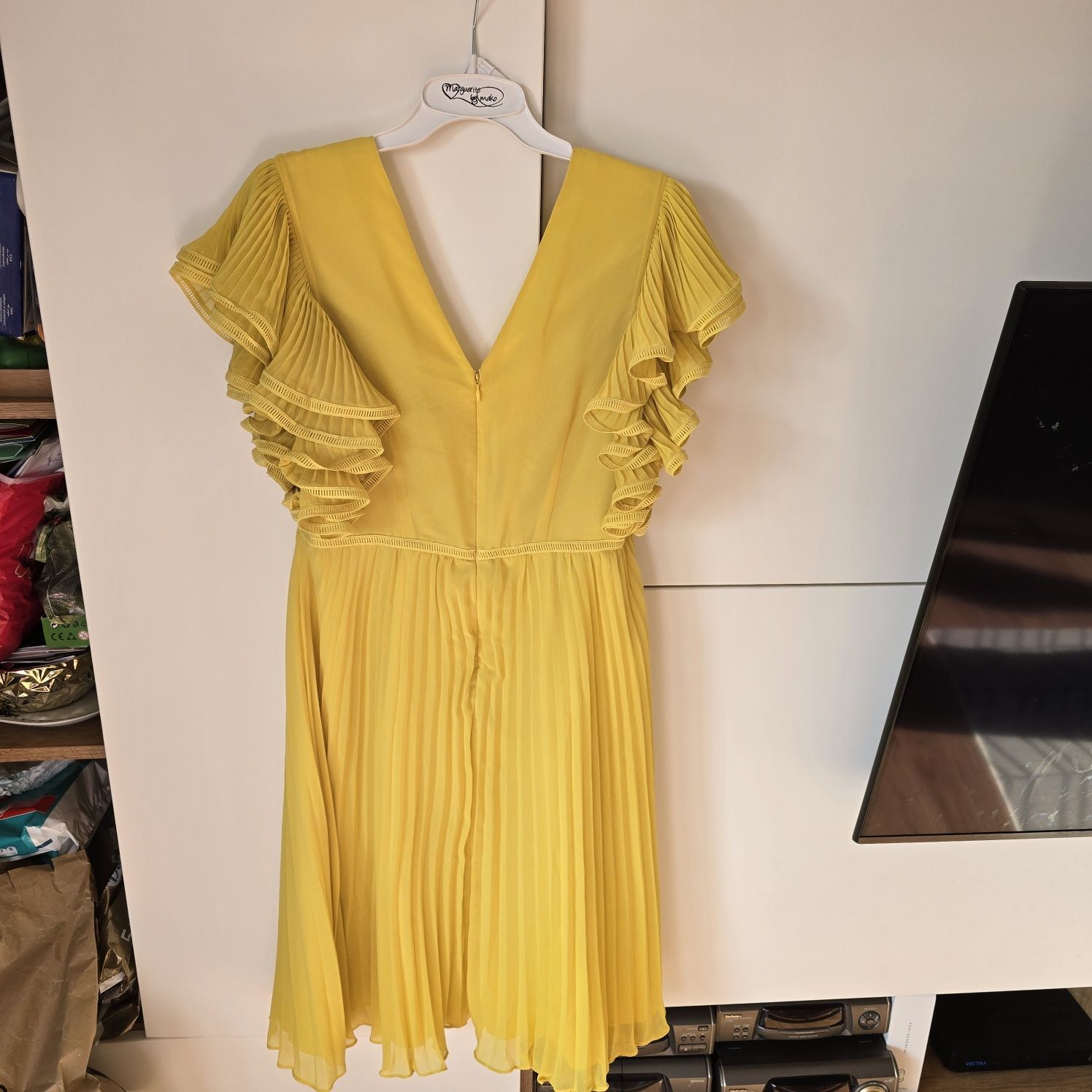 Sukienka letnia v by very 44 xxl plisowana midi koktajlowa asos krótki