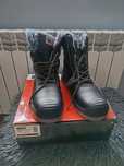 Sprzedam nowe buty robocze