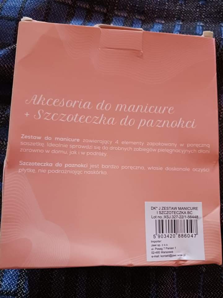 Zestaw Akcesoria do manicure +szczoteczka  do paznokci