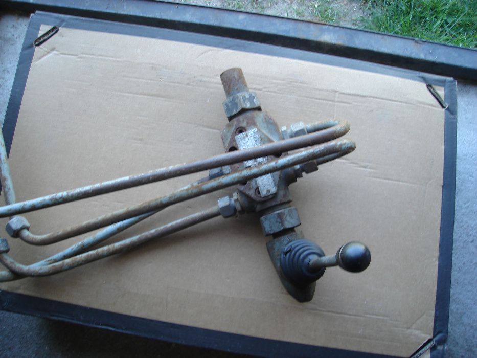pompa hydrauliczna rozdzielacz