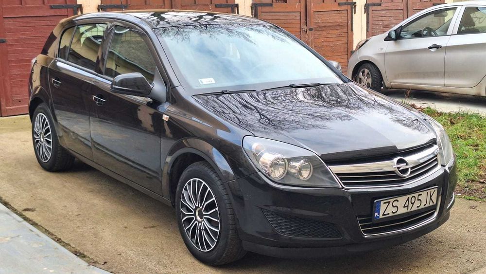 Opel Astra H 1.3 CDTI 2010r