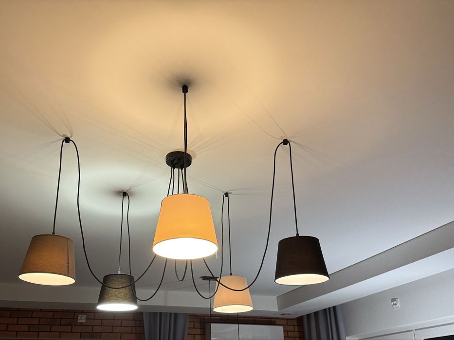 Lampa sufitowa/żyrandol pająk zamsz