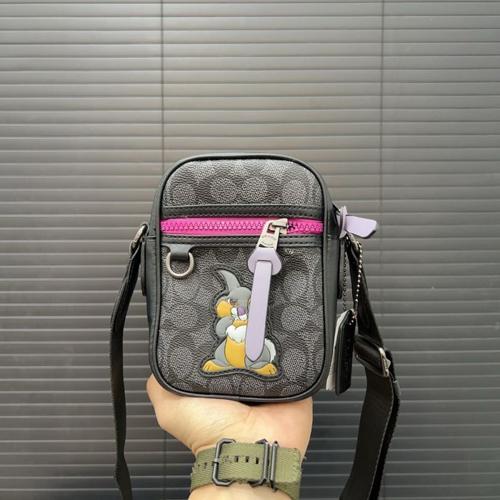 COACH сумка мужская маленькая с зайцем черная коричневая оригинал