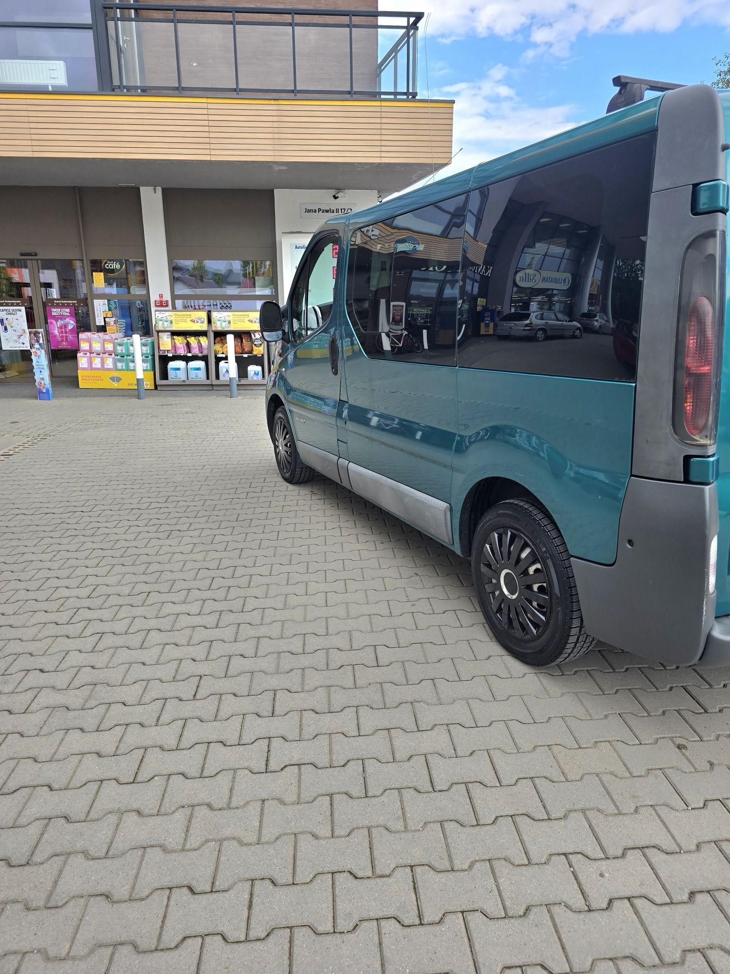 Renault trafic 2003 r 1.9 d 9 os klima